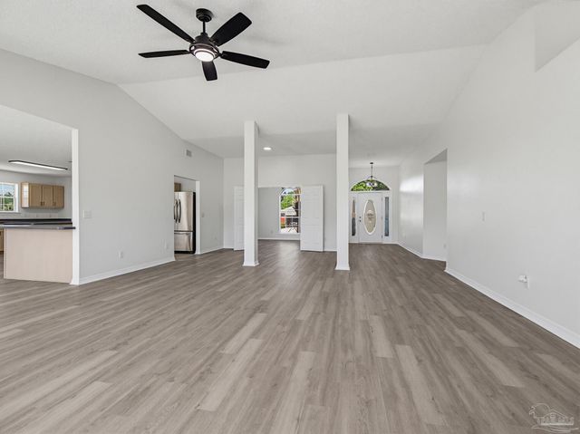 7104 Fitzpatrick Rd, Pensacola, FL 32526