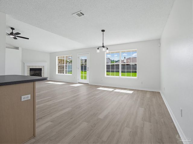 7104 Fitzpatrick Rd, Pensacola, FL 32526