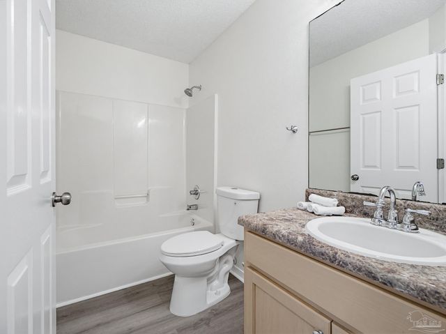 7104 Fitzpatrick Rd, Pensacola, FL 32526