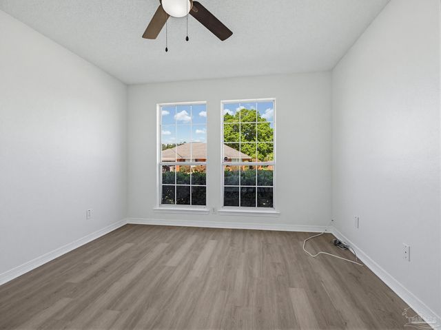 7104 Fitzpatrick Rd, Pensacola, FL 32526