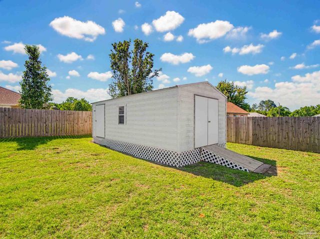 7104 Fitzpatrick Rd, Pensacola, FL 32526