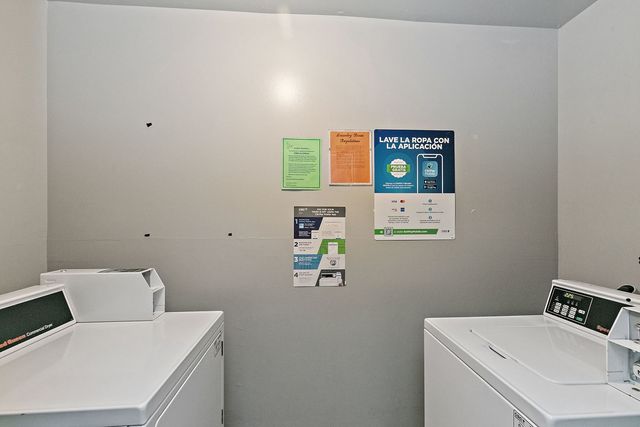 112 Mullingar Court 1A, Schaumburg, IL 60193