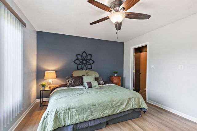 112 Mullingar Court 1A, Schaumburg, IL 60193