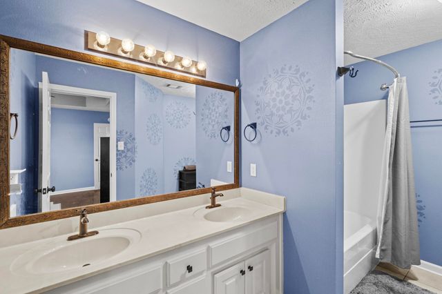 150 Gunsmoke Lane, Austin, AR 72007