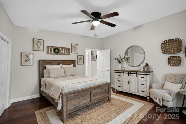 163 Forest Creek Drive, Statesville, NC 28625