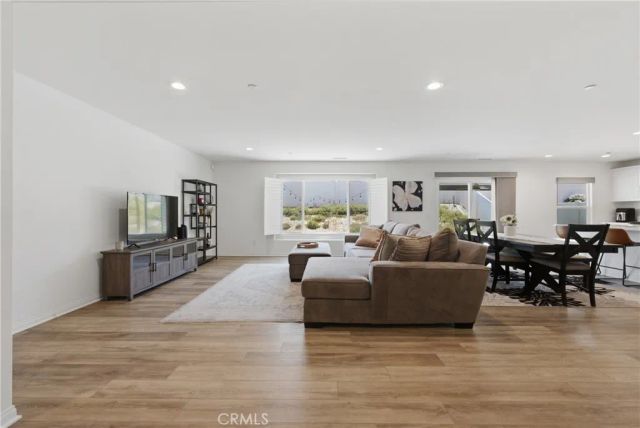 537 Hedgewood, Hemet, CA 92543