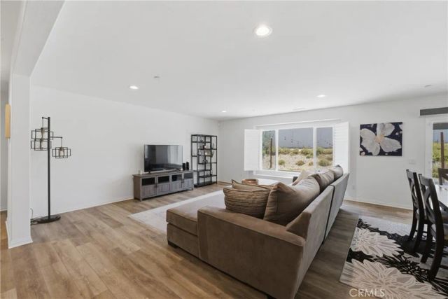537 Hedgewood, Hemet, CA 92543