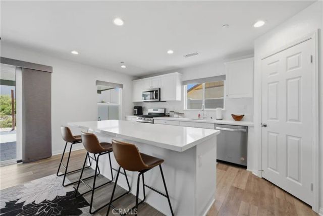 537 Hedgewood, Hemet, CA 92543