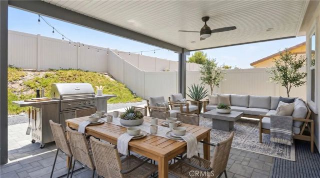 537 Hedgewood, Hemet, CA 92543