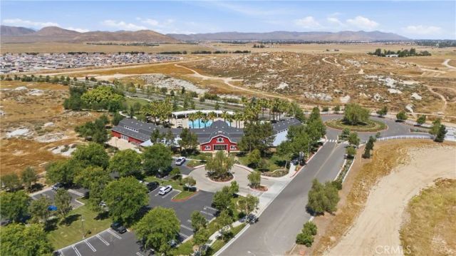 537 Hedgewood, Hemet, CA 92543