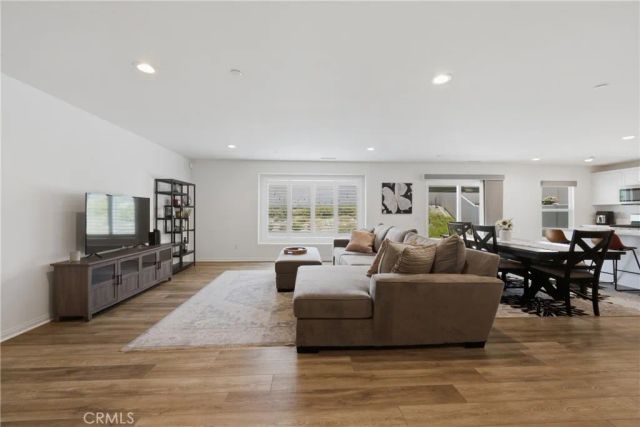 537 Hedgewood, Hemet, CA 92543