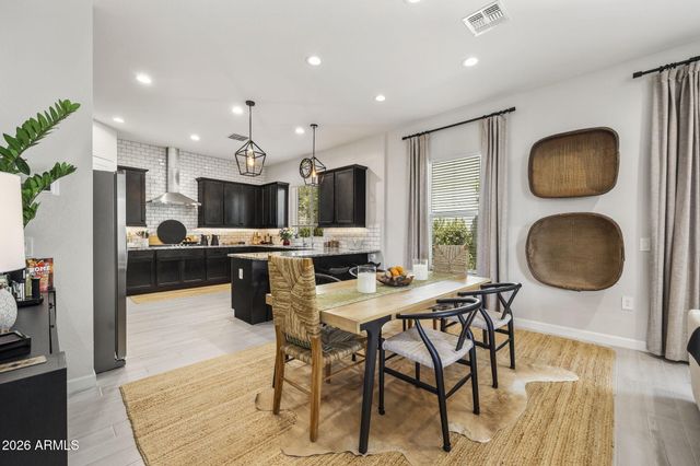 4852 E MURIEL Drive, Scottsdale, AZ 85254