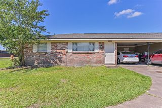 610 County Road 157, Alvin, TX 77511