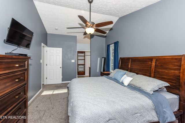 130 Hardwick Lane, Lenoir City, TN 37771