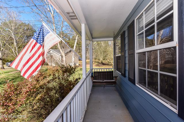 130 Hardwick Lane, Lenoir City, TN 37771