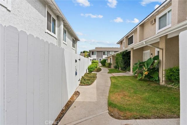 3452 Lockwood Court 24, Simi Valley, CA 93063