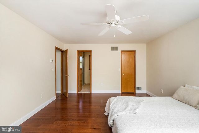 85 VILLAGE DR E, Hamilton, NJ 08620