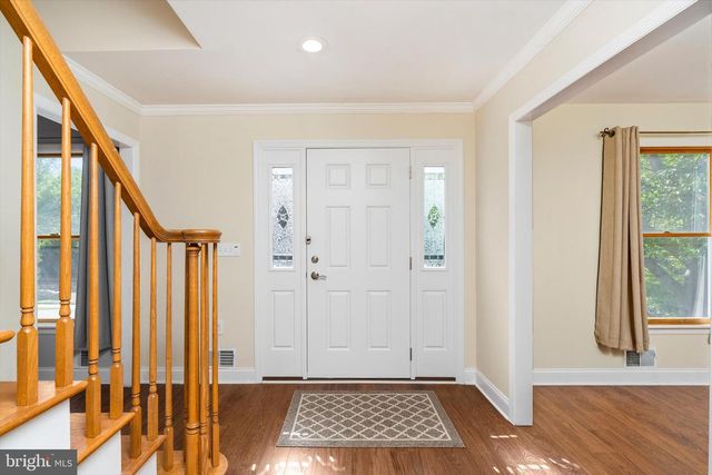 85 VILLAGE DR E, Hamilton, NJ 08620