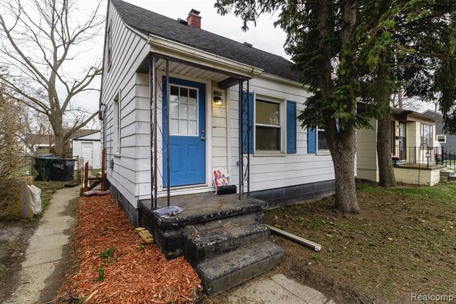 881 Garfield Avenue, Lincoln Park, MI 48146
