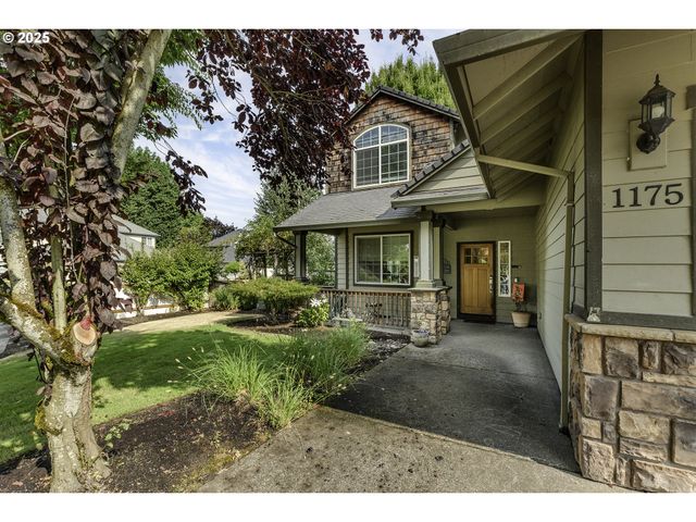 1175 Ne IRENE Ct, Hillsboro, OR 97124