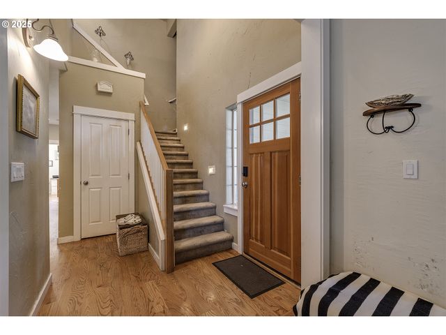 1175 Ne IRENE Ct, Hillsboro, OR 97124