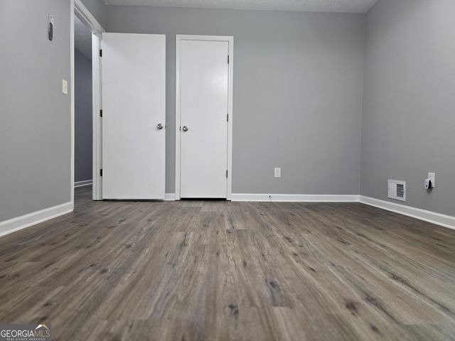 2066 Brook Valley Court, Jonesboro, GA 30236