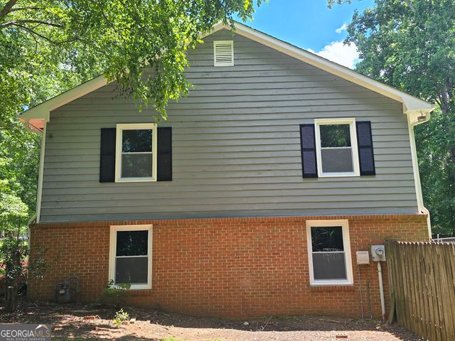 2066 Brook Valley Court, Jonesboro, GA 30236