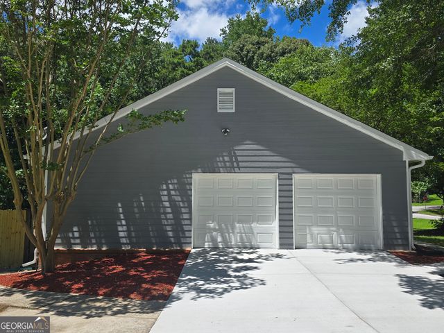 2066 Brook Valley Court, Jonesboro, GA 30236