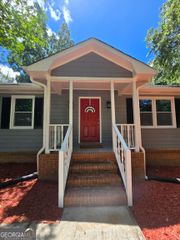 2066 Brook Valley Court, Jonesboro, GA 30236