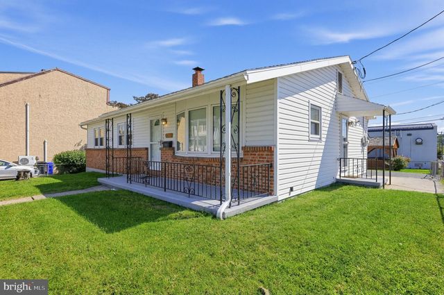 224 BELVEDERE AVE, Reading, PA 19611