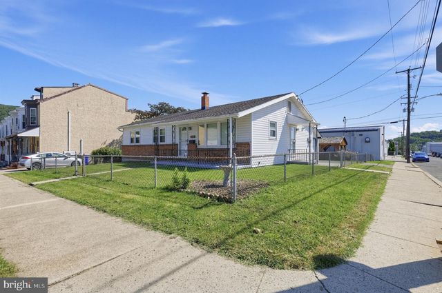 224 BELVEDERE AVE, Reading, PA 19611