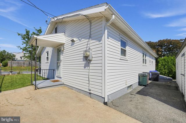 224 BELVEDERE AVE, Reading, PA 19611