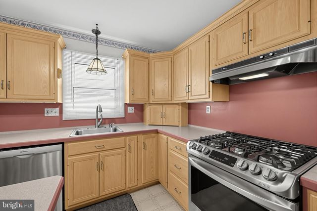 224 BELVEDERE AVE, Reading, PA 19611