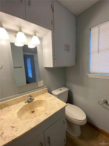 2233 Ivy Avenue, Mcallen, TX 78501