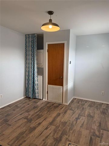 2233 Ivy Avenue, Mcallen, TX 78501