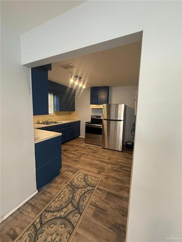 2233 Ivy Avenue, Mcallen, TX 78501