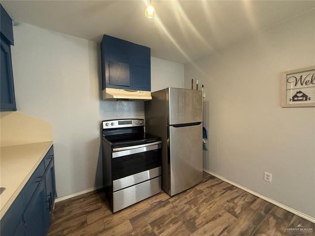 2233 Ivy Avenue, Mcallen, TX 78501