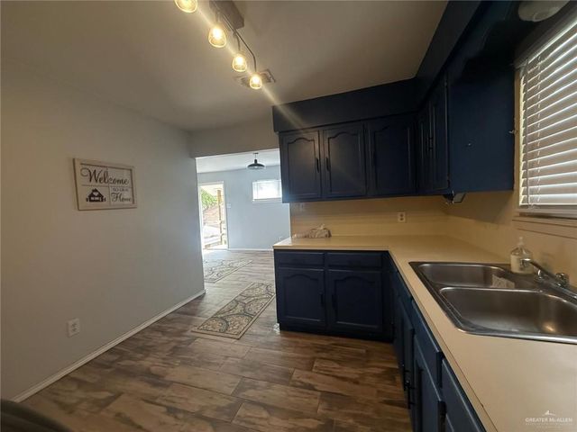 2233 Ivy Avenue, Mcallen, TX 78501