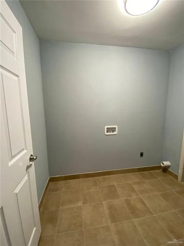 2233 Ivy Avenue, Mcallen, TX 78501