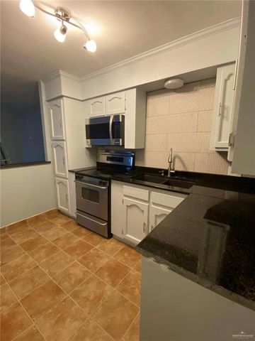 2233 Ivy Avenue, Mcallen, TX 78501