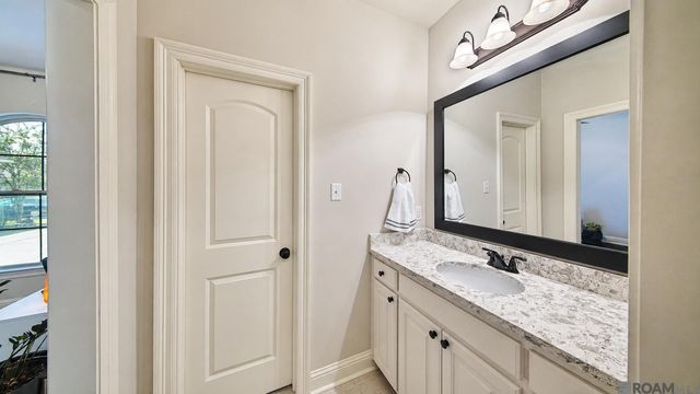 4354 Union Dr, Addis, LA 70710
