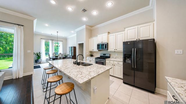 4354 Union Dr, Addis, LA 70710