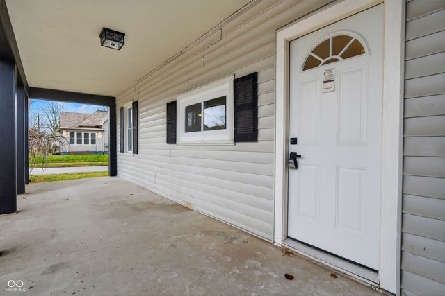 1534 N C Street, Elwood, IN 46036