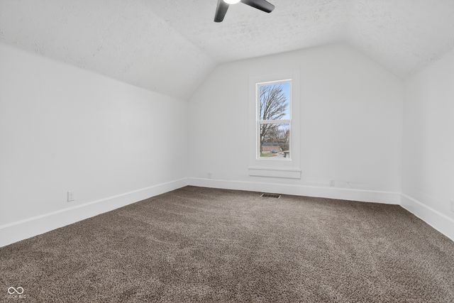 1534 N C Street, Elwood, IN 46036