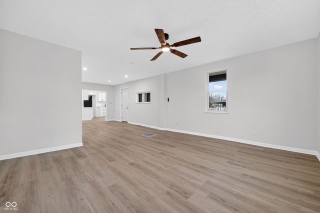 1534 N C Street, Elwood, IN 46036