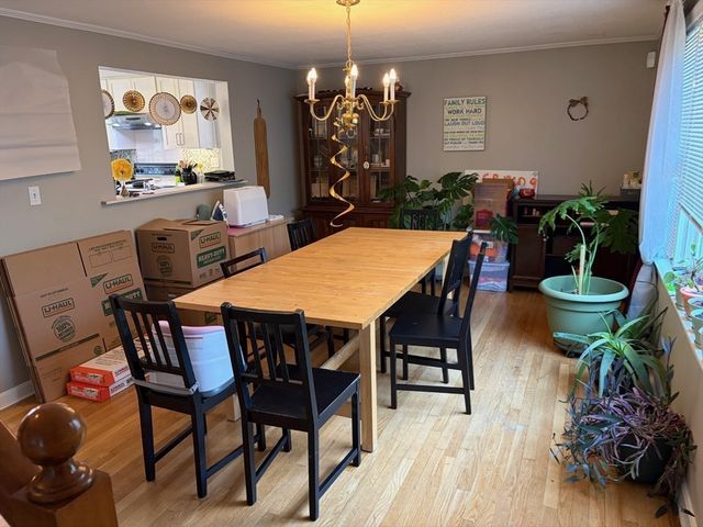 112 Marlboro Rd, Southborough, MA 01772