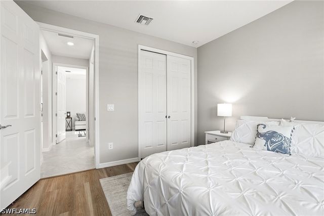 9445 Purple Martin CT, Naples, FL 34120