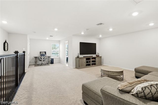 9445 Purple Martin CT, Naples, FL 34120