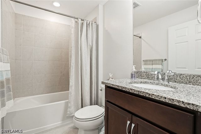 9445 Purple Martin CT, Naples, FL 34120