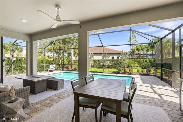 9445 Purple Martin CT, Naples, FL 34120